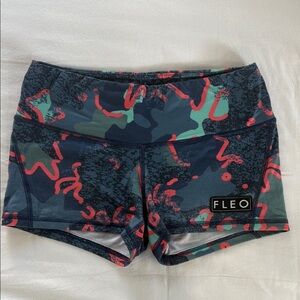 FLEO Multicolor Shorts - S